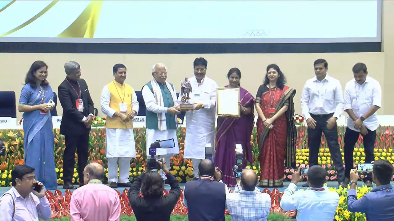 ସ୍ୱଚ୍ଛ ସର୍ବେକ୍ଷଣରେ ଚମକିଲା ଭୁବନେଶ୍ୱର, ପୁରସ୍କୃତ କଲେ କେନ୍ଦ୍ର ସରକାର